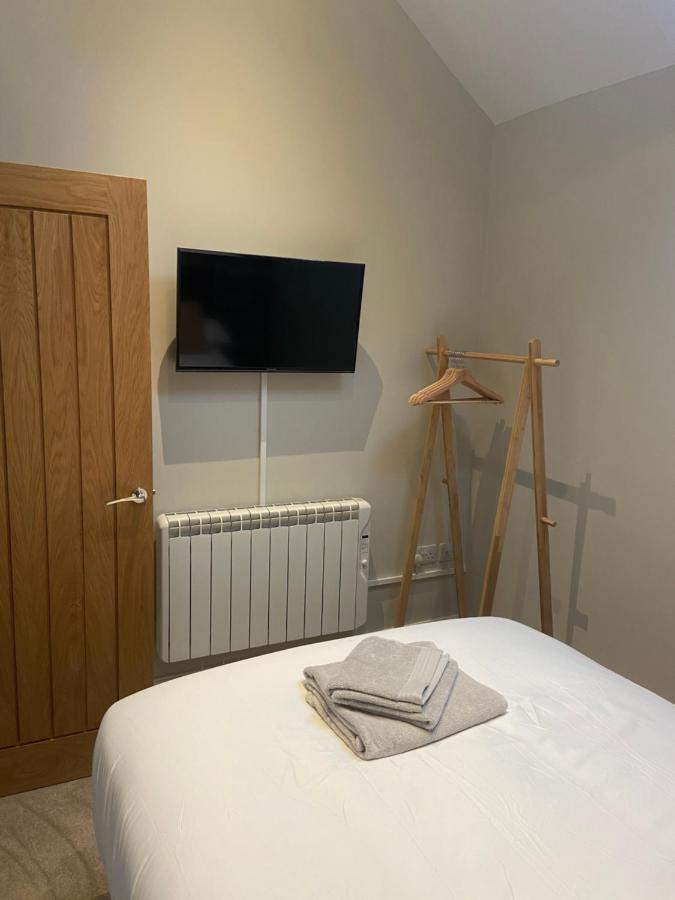Stylish Tenby Apartment, Great Location, Parking מראה חיצוני תמונה